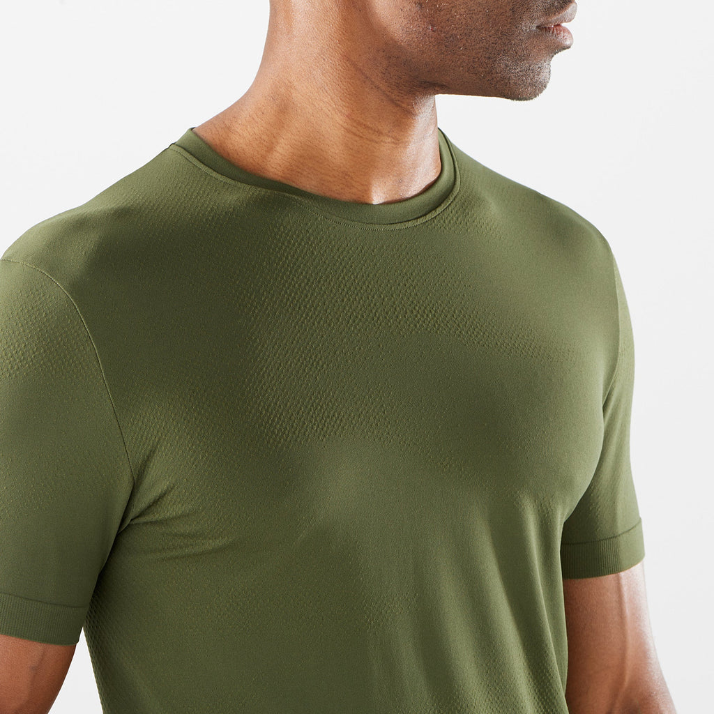 ESSENTIAL SEAMLESS
